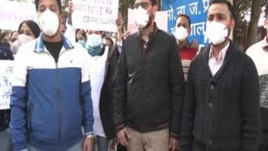 India News | Resident Doctors of Delhi's LNJP Hospital Withdraw from All Services to Protest Against Delay in NEET-PG Counselling