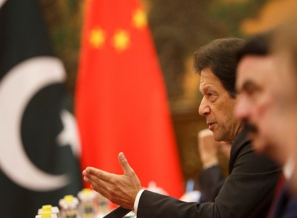 World News | Mini-budget Draws Massive Criticism for Imran Khan Govt Amid Rising Inflation in Pak
