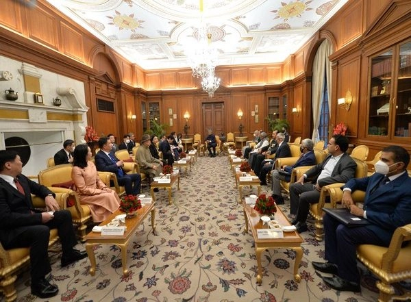 World News | India Fully Committed to Timely Completion of Oil Refinery Project in Mongolia: President Kovind