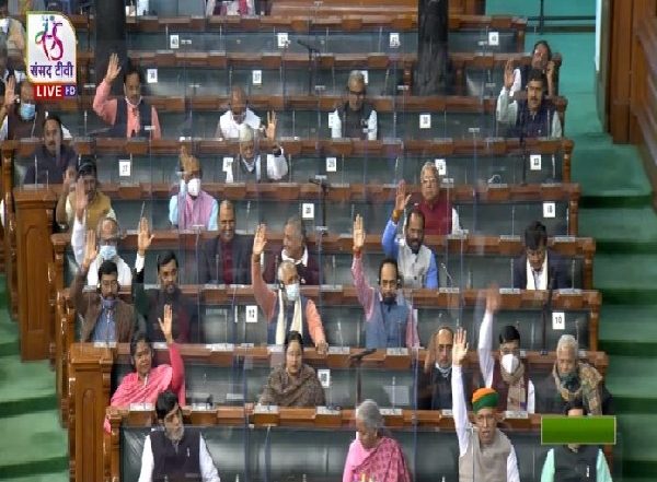 India News | LS Adjourned Till Tomorrow Amid Ruckus over Lakhimpur Kheri Incident
