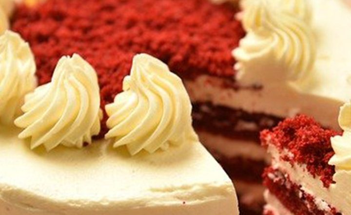 Lucky Food for New Year 2022: From Curd to Noodles, 7 Eatables To Bring Good Luck to You!