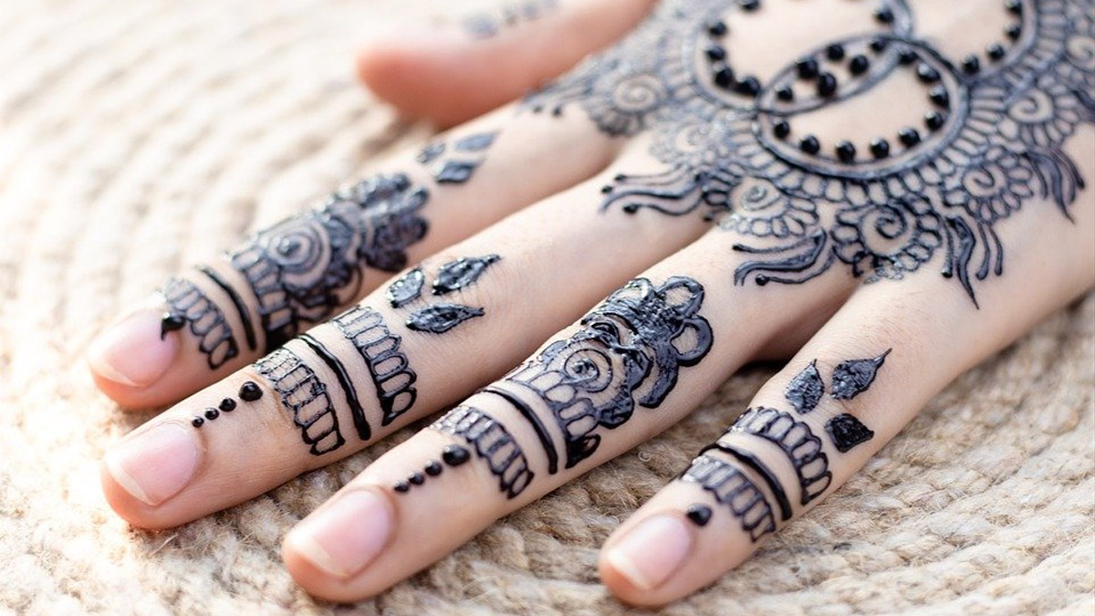 Latest Mehndi Designs 21 New And Easy Mehndi Patterns To Add Beautiful Colours To Your Hands This Wedding Season Latestly