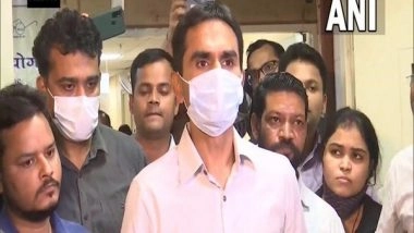 India News | Maharashtra Excise Dept Issues Notice to Bar Owned by Sameer Wankhede