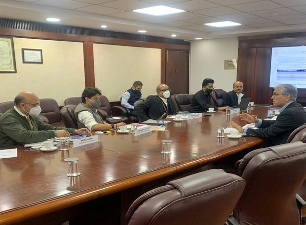 India News | Aviation Minister Jyotiraditya Scindia Chairs Meet on Flying Training Organizations