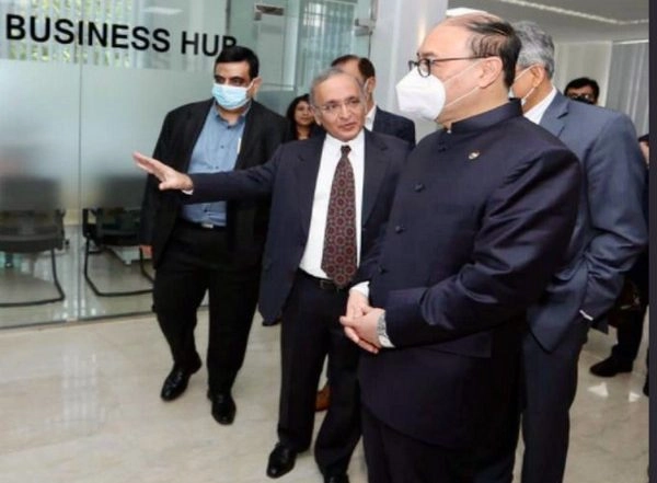 World News | Shringla Meets Myanmar's Top Officials, Emphasises India's Interests in Seeing Country's Return to Democracy Soon
