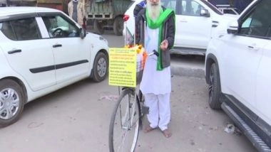 India News | Uttarakhand Resident Cycles Barefoot to Amritsar as Tribute to Farmers Who Died During Protest