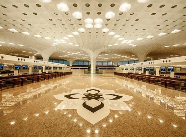 India News | Union Health Secy Writes to Maharashtra on COVID-19 Guidelines for International Passengers, Asks It to Align with Centre