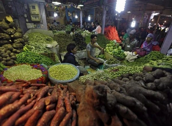 Business News | WPI Inflation Rises to 14.23 Per Cent on Surge in Fuel, Food Prices