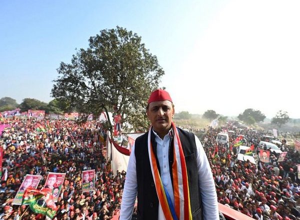 Akhilesh Yadav Takes Jibe at PM Narendra Modi’s ‘Upyogi’ Remark, Says ‘Yogi Adityanath Un-Upyogi for Uttar Pradesh’