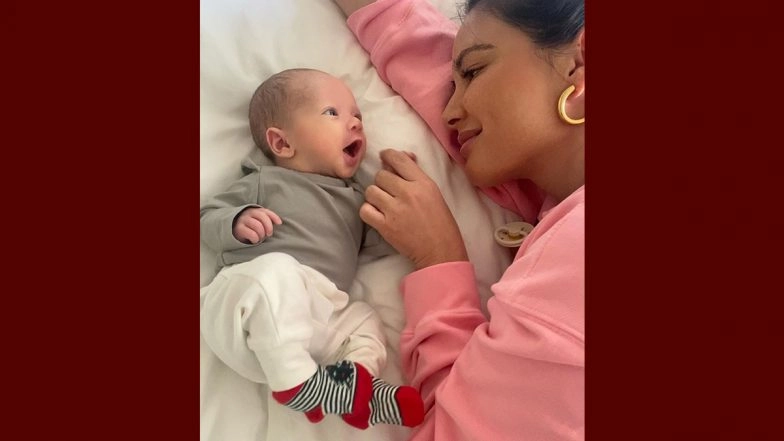 Actress Olivia Munn Opens Up About Breastfeeding Struggle