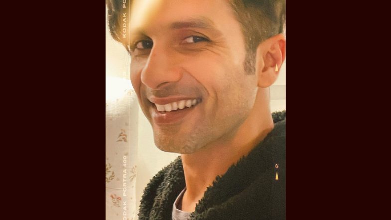 Shahid Kapoor Stuns Fans as He Shares a Picture Flaunting His Clean-Shaven Look!