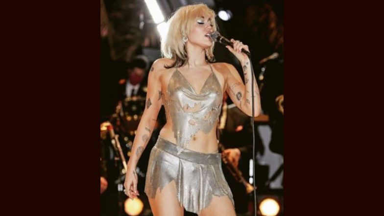 Here’s How Miley Cyrus Dealt With Her Wardrobe Malfunction During New Year’s Eve Special Performance