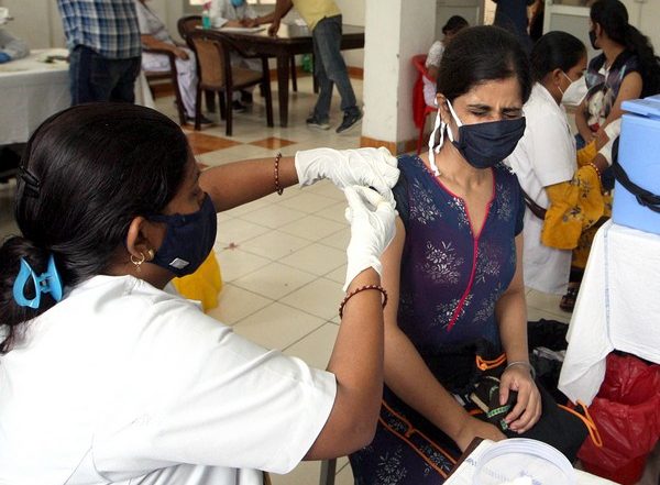 COVID-19 Vaccination in India: Over 153.70 Crore Coronavirus Vaccine Doses Administered in the Country