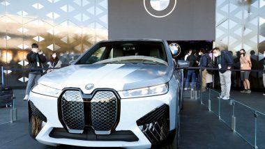 BMW Unveils Colour Changing Car ‘iX Flow’ At CES 2022