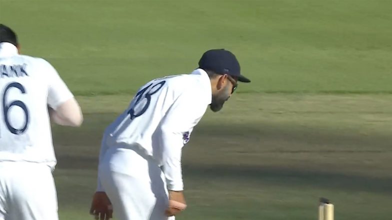 Virat Kohli Allegedly Hits Back at Broadcaster After Dean Elgar Survives Using DRS, Indian Captain Walked Upto to Stump Mic to Show his ‘Dissatisfaction’