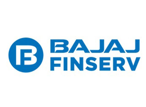 Business News | Shop for the Latest Fitbit Smartwatch on the Bajaj Finserv EMI Store and Get a Flat 33 Percent Cashback