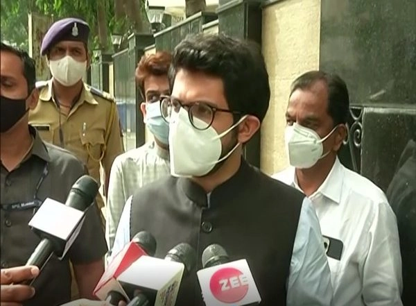 India News | Maharashtra: Parents Should Send Their Children to School Only if They Feel It is Safe, Says Aditya Thackrey