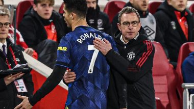 Cristiano Ronaldo Fumes at Ralf Rangnick After Being Subbed During Brentford vs Manchester United in EPL 2021-22 (Watch Video)