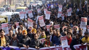 India News | Delhi: DUTA Demands Release of Full Funds  for 12 Colleges by Delhi Govt, Submits Signed Petitions to LG