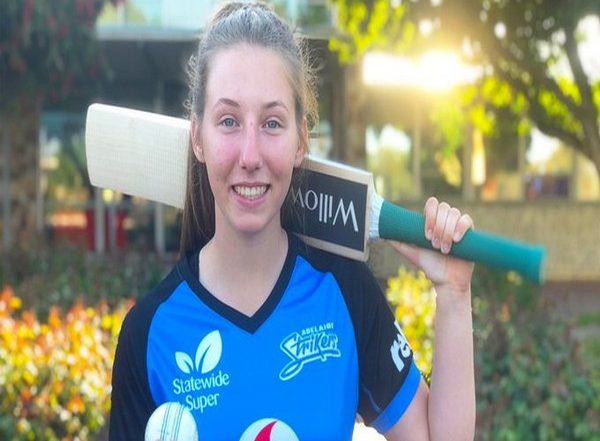 Sports News | Cricket Australia Name Darcie Brown as Young Cricketer of 2022