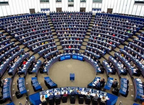 World News | EU Launches WTO Case Against China for 'targeting' Lithuania