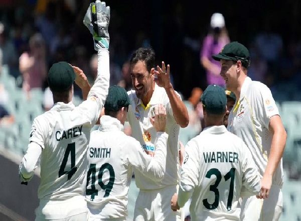 Sports News | 'Legend of a Bloke to Boot': Cummins Hails Starc on Winning Allan Border Medal