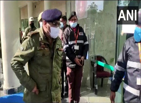 India News | Vaishno Devi Stampede: Jitendra Singh, J-K DGP Reach Narayana Superspeciality Hospital in Katra