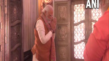 PM Narendra Modi Offer Prayers at Meerut's Augurnath Temple (See Pics)