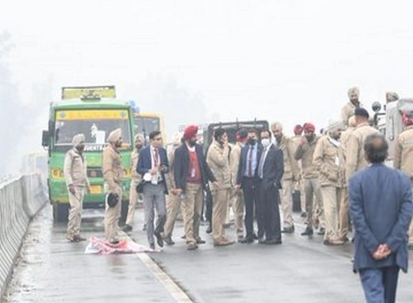 India News | 'Apne CM Ko Thanks Kehna, Ki Mein Bhatinda Airport Tak Zinda Laut Paaya', PM Modi Told Officials After Security Breach During Punjab Visit