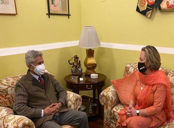 World News | Jaishankar Meets with UK Secretary of State for International Trade, Welcomes Launch of Free Trade Agreement Negotiations