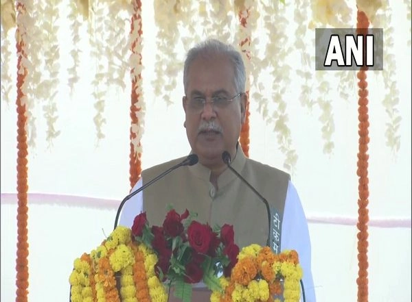 India News | Bhupesh Baghel Instructs Collectors, SPs to Curb Illegal Sand Mining