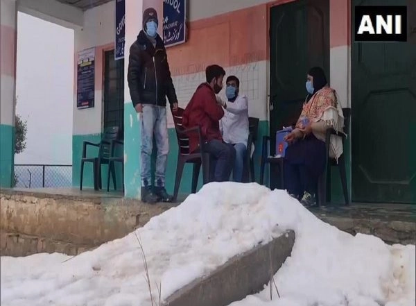 India News | Despite Heavy Snowfall, COVID-19 Vaccination Drive for 15-18 Age Group Continues in J-K's Doda