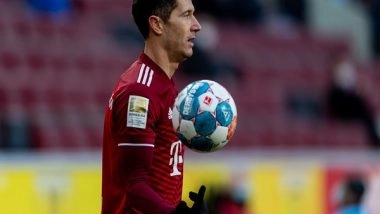 Sports News | Bundesliga: Lewandowski Hat-trick in Munich's Win Helps Striker Reach 300 League Goals