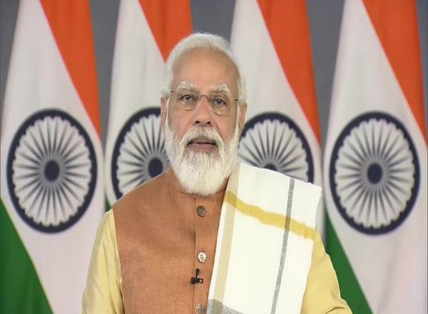 India News | PM Modi Speaks to Parkash Singh Badal, Enquires About His Health