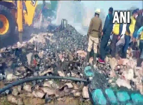India News | Three Children Among Four Killed as Fire Breaks out in Turpentine Factory in Rajasthan