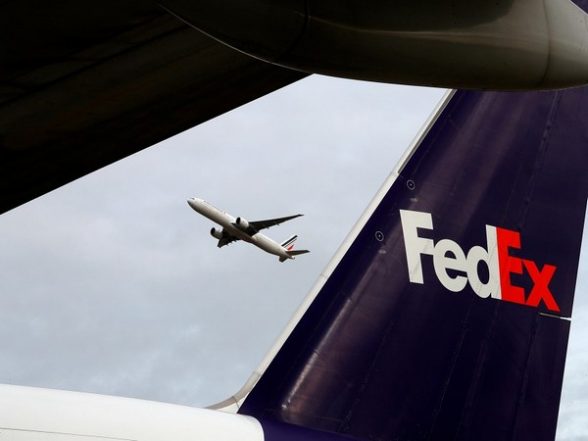 World News | FedEx Seeks Federal Aviation Administration's Permission to Add Anti-missile System to Cargo Planes - Vimarsana News