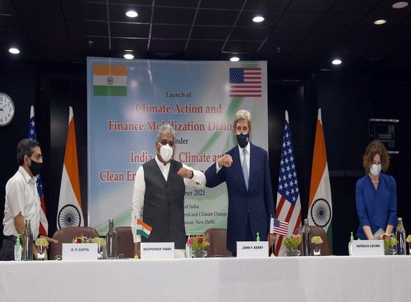 World News | Bhupender Yadav Holds Telephone Talks with US Envoy for Climate John Kerry