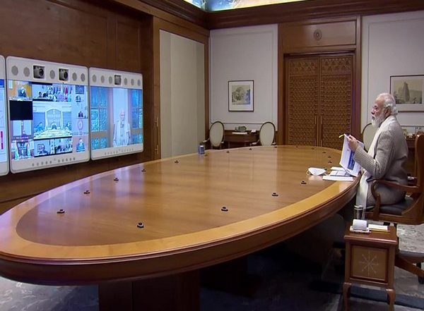PM Narendra Modi Chairs Meeting to Review COVID-19 Situation as Daily Coronavirus Count Crosses 1.5 Lakh Cases in India