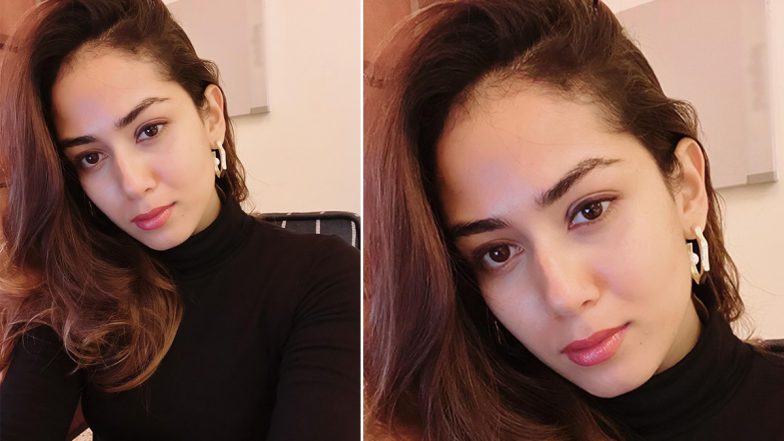 Mira Rajput Looks Pretty in a Black Turtleneck Top in Her Latest Instagram Post!