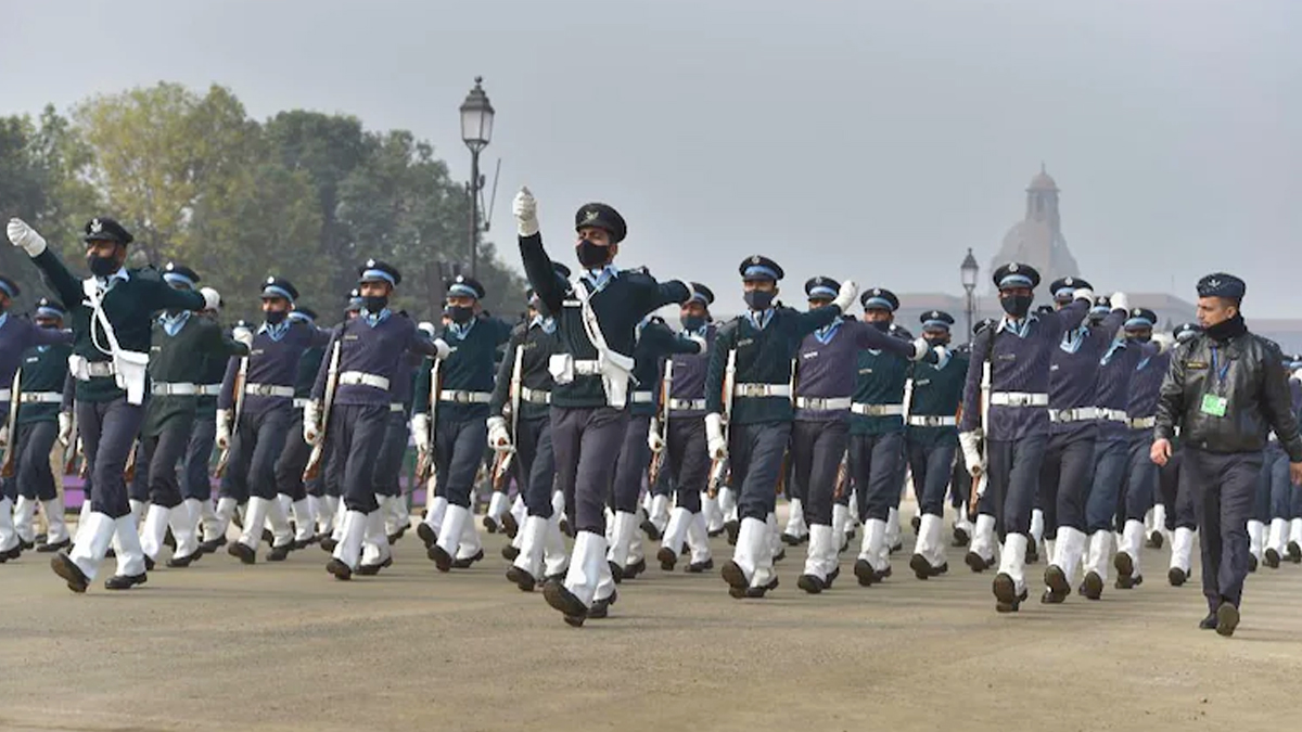 Republic Day Parade 2022: Indian Army to Showcase Evolution of Uniform &  Rifles