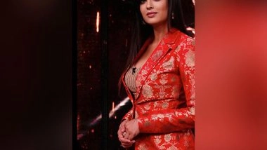 Entertainment News | It Has Never Been My Intention to Hurt Anyone: Shweta Tiwari  Apologises for Her Controversial Statement on God