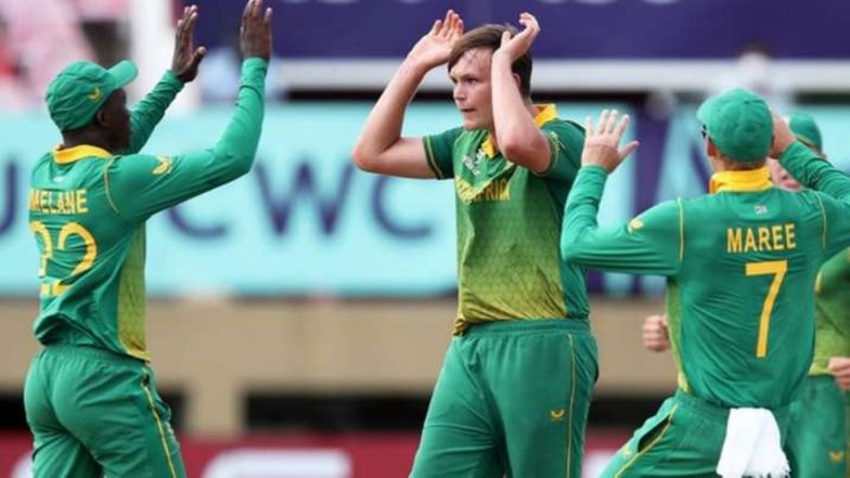 How to Watch South Africa U19 vs Sri Lanka U19 Super League Playoff Semi-Final 1, ICC Under-19 Cricket World Cup 2022 Match Live Streaming Online? Get Free Live Telecast of SA vs SL Match & Cricket Score Updates on TV