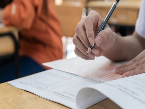 Business News | Don't Make These Three Mistakes in Your CBSE Class 10, 12 Term 2 Board - Vimarsana News