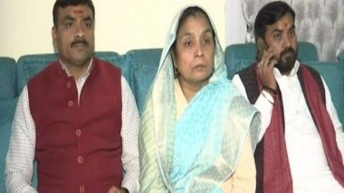 India News | Subhavati Shukla, Wife of Late BJP Leader from Gorakhpur, Joins Samajwadi Party; Likely to Be Fielded Against CM Yogi Adiyanath
