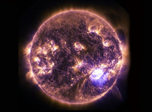 Science News | Astronomers Capture Red Supergiant's Death Throes