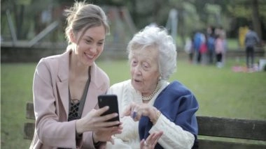 Health News | Research Suggests Virtual Reality 'shopping Task' Can Help Reduce Cognitive Decline in Adults