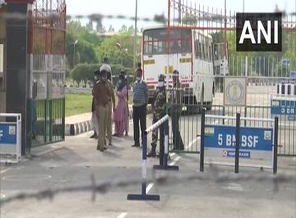Public Entry at Attari-Wagah Border Flag Lowering Retreat Ceremony Suspended Amid COVID-19 Surge