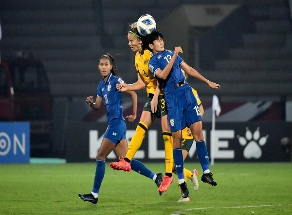 Sports News | AFC Women's Asian Cup: Australia Down Thailand to Stay Perfect