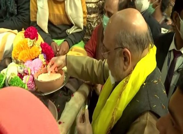 India News | Amit Shah Offers Prayers at Banke Bihari Temple in UP's Mathura