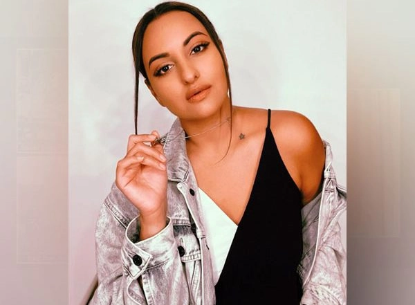 Entertainment News | Sonakshi Sinha Gives a 'Dabangg' Reply to Marriage Questions